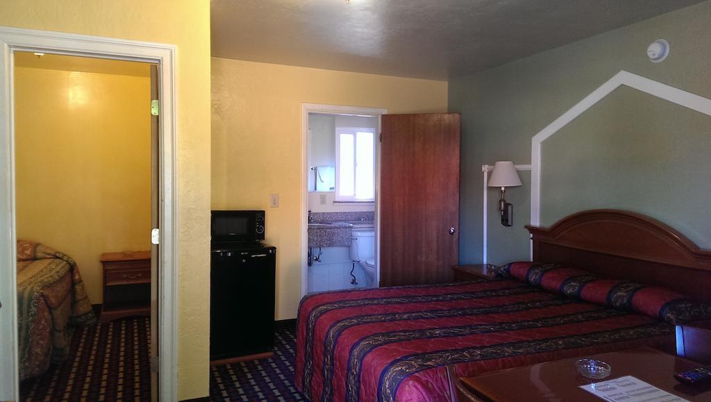 El Dorado Motel Питтсбург Номер фото